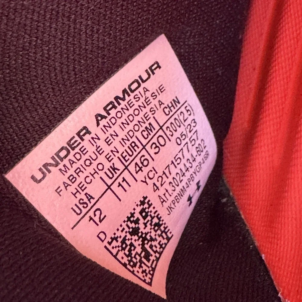 Under Armour product pair